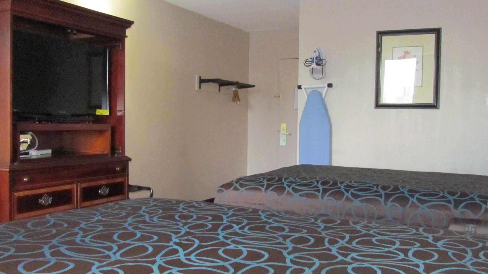 Days Inn & Suites By Wyndham Springfield Oh מראה חיצוני תמונה
